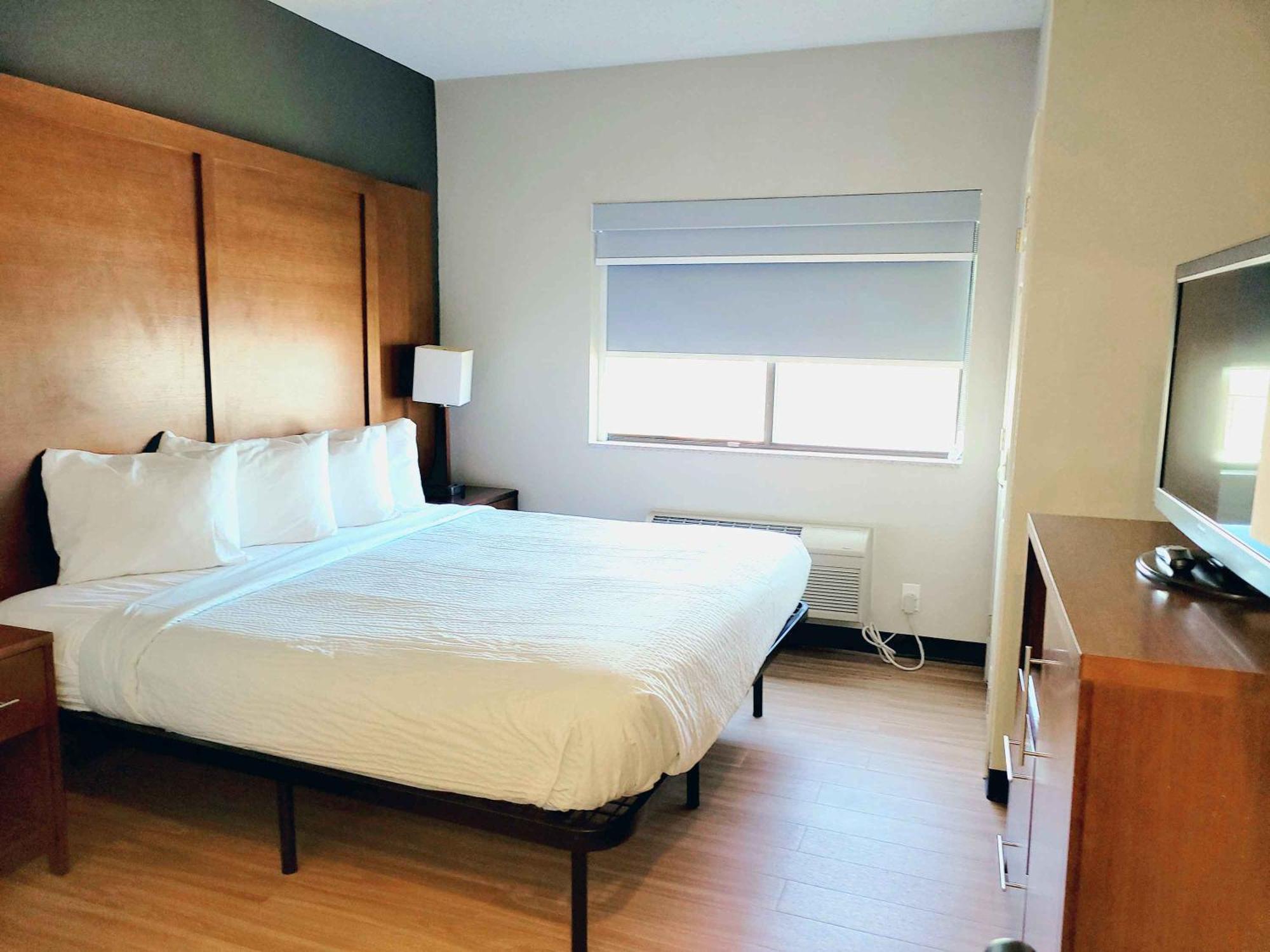 Extended Stay America Suites - Buffalo - Airport Cheektowaga Exteriör bild