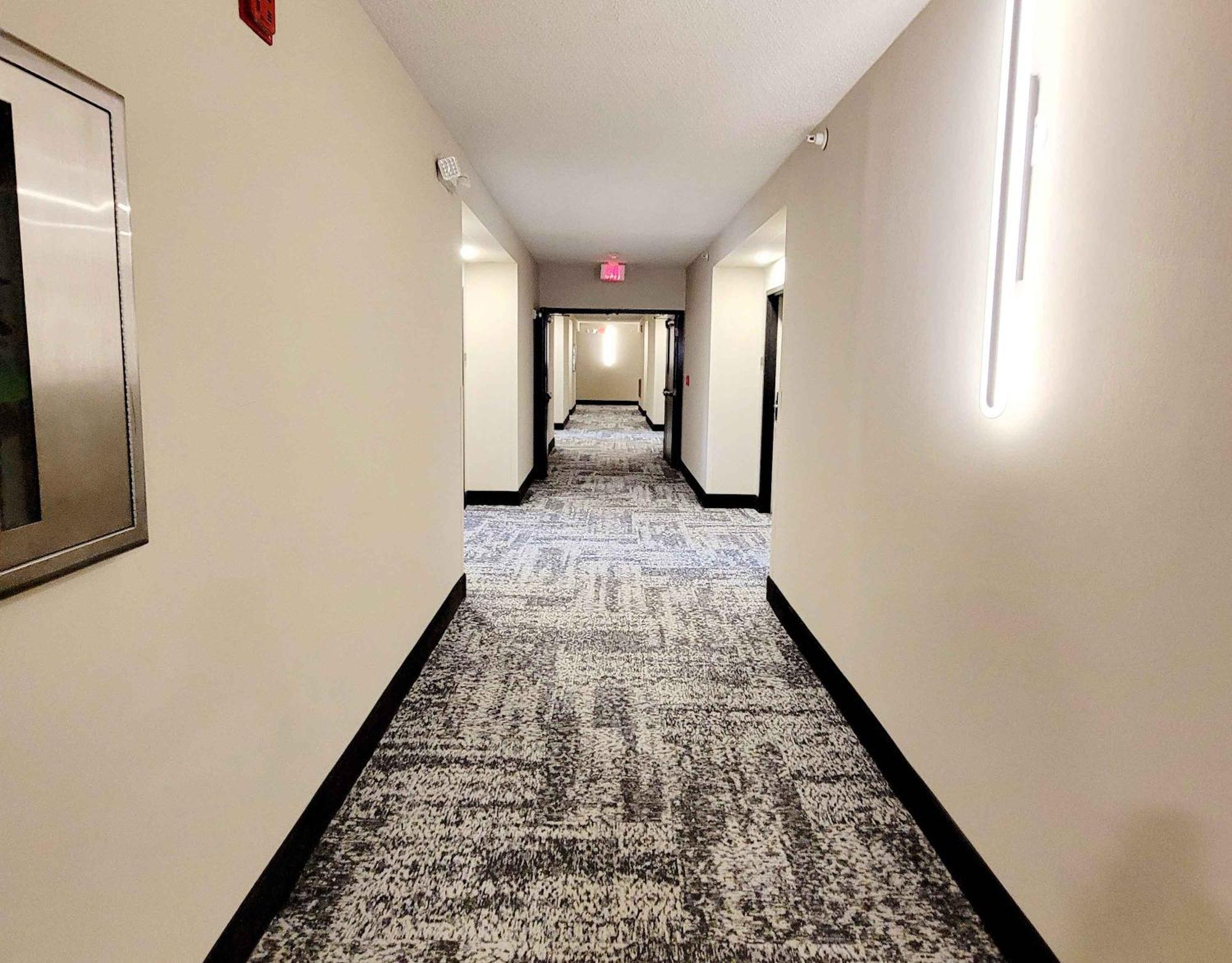 Extended Stay America Suites - Buffalo - Airport Cheektowaga Exteriör bild