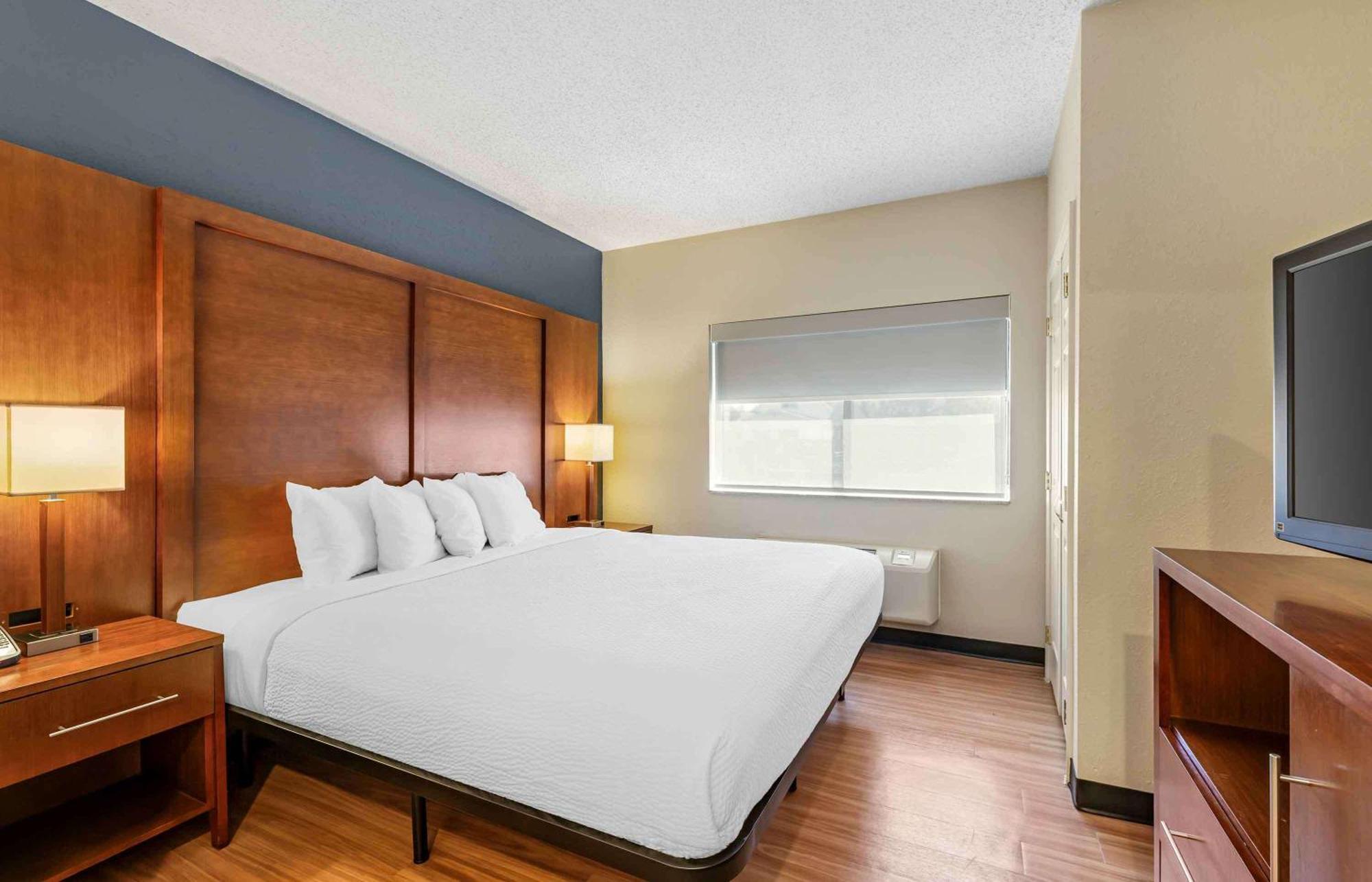 Extended Stay America Suites - Buffalo - Airport Cheektowaga Exteriör bild