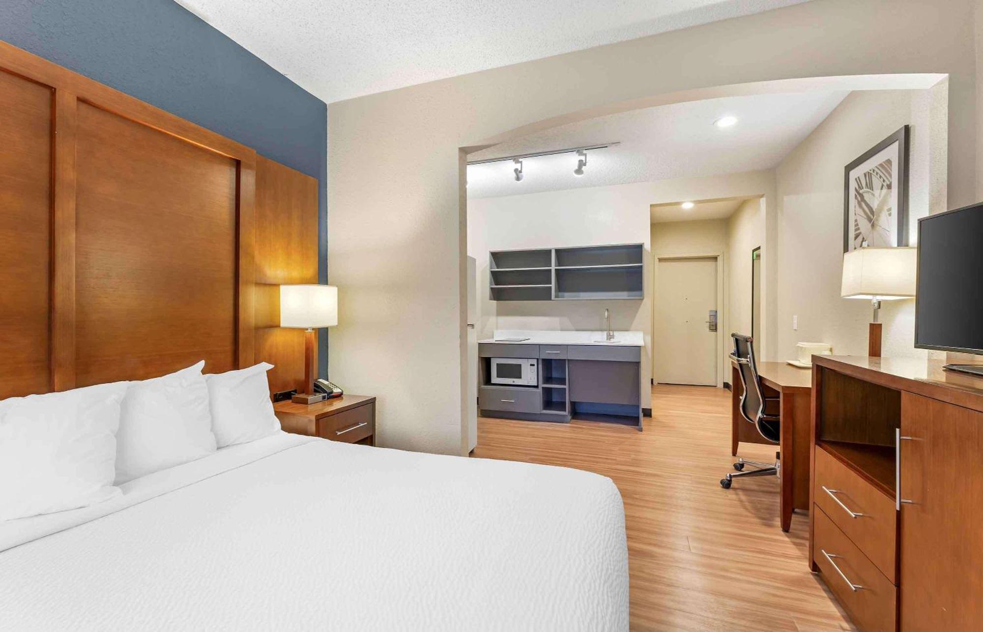 Extended Stay America Suites - Buffalo - Airport Cheektowaga Exteriör bild