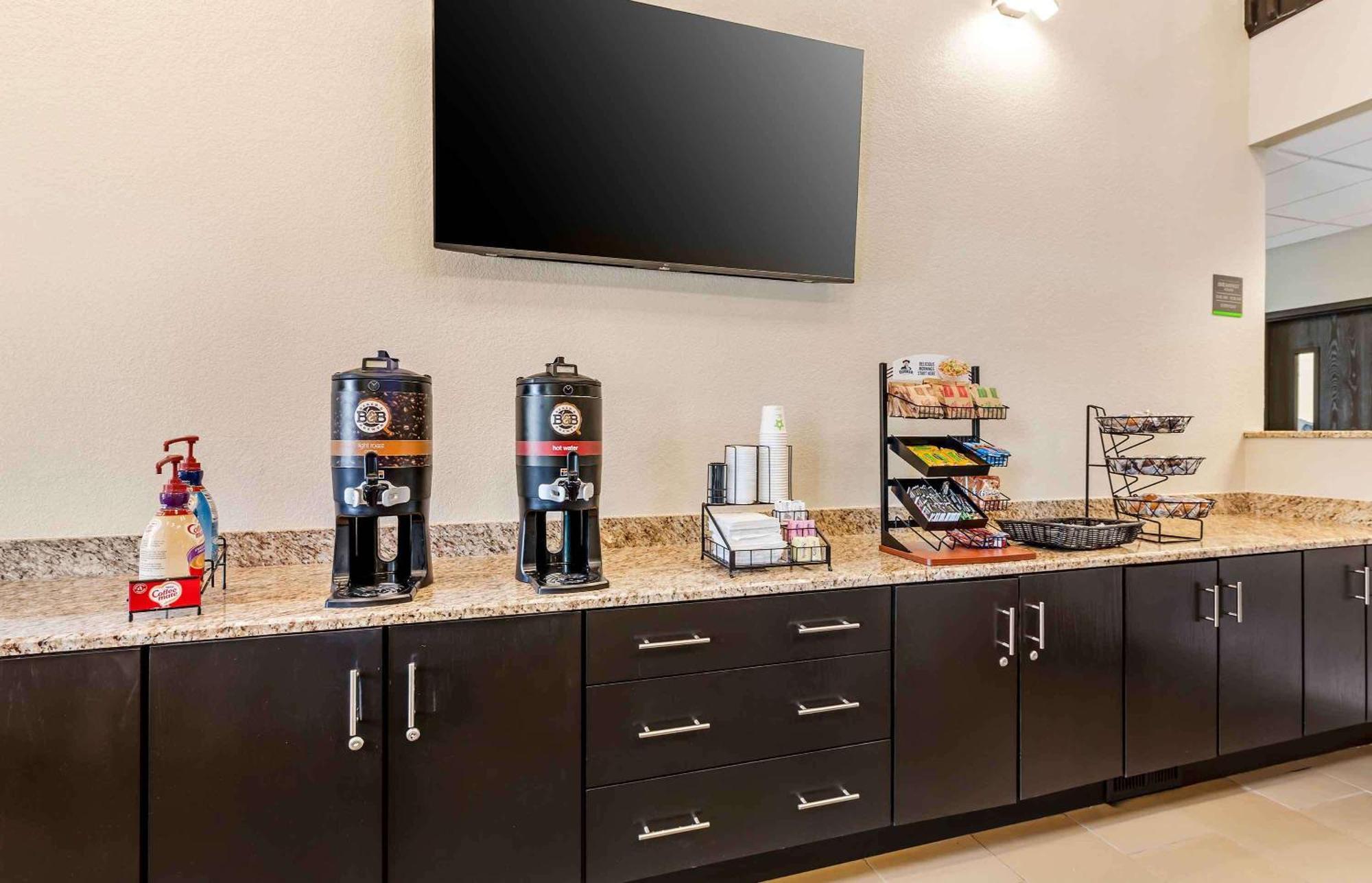 Extended Stay America Suites - Buffalo - Airport Cheektowaga Exteriör bild