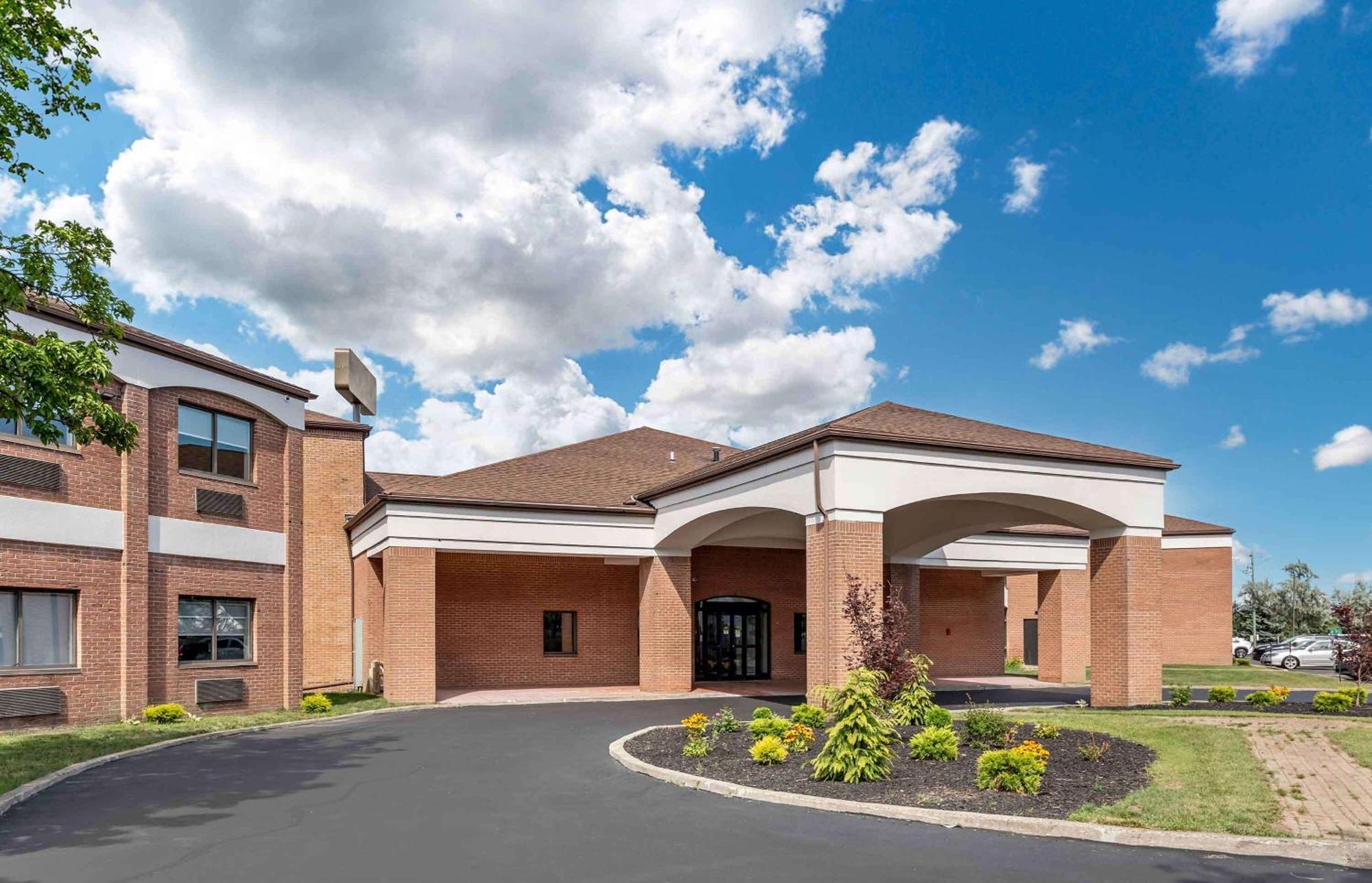 Extended Stay America Suites - Buffalo - Airport Cheektowaga Exteriör bild