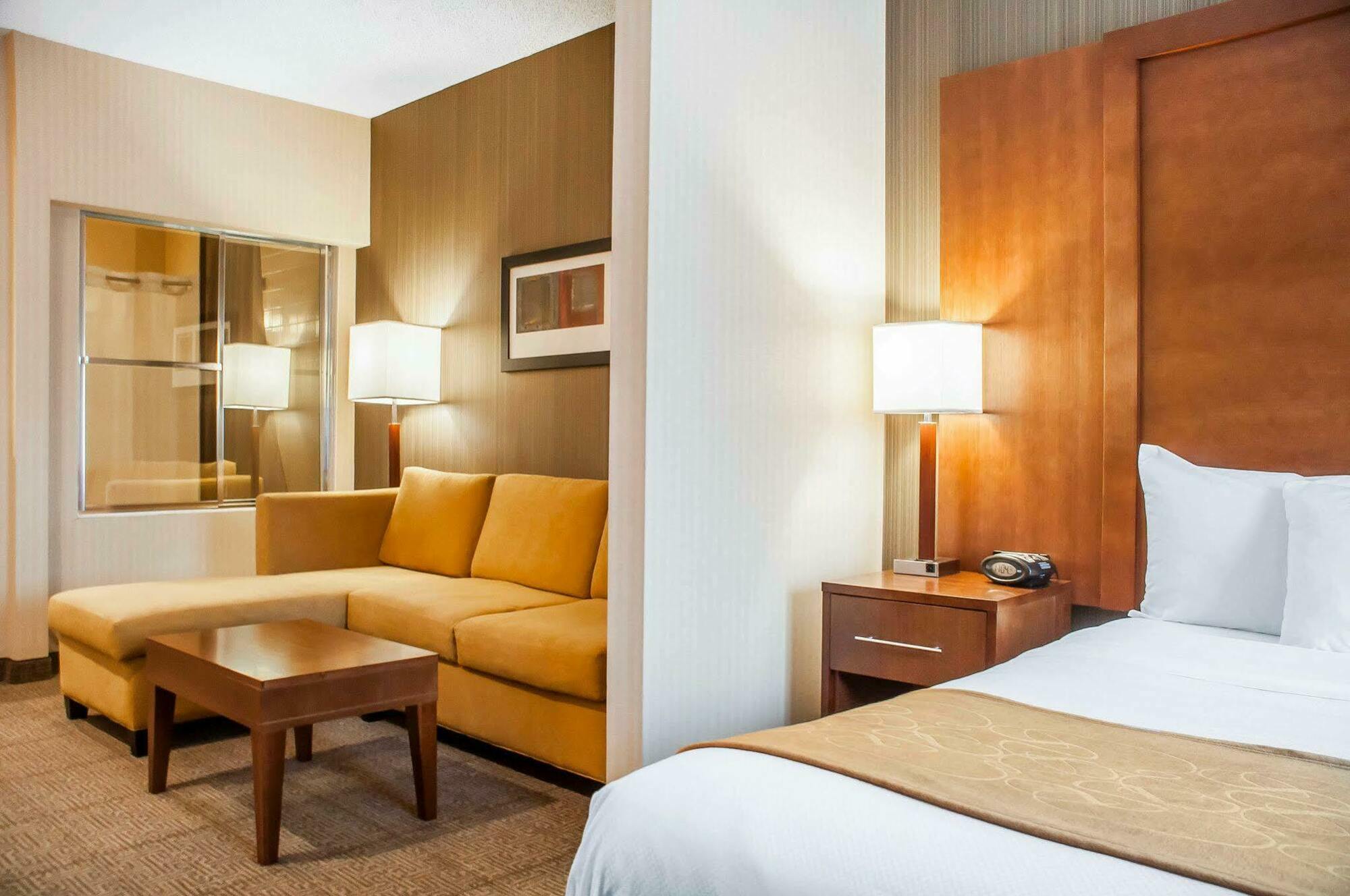 Extended Stay America Suites - Buffalo - Airport Cheektowaga Exteriör bild